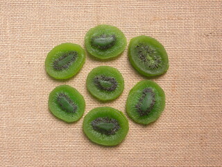 Green color dried round Kiwi slices