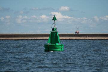 Boje, Hafen, Fahrrinne