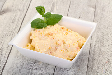 Curd with dry apricot