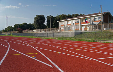 Intersections of athletics running tracks