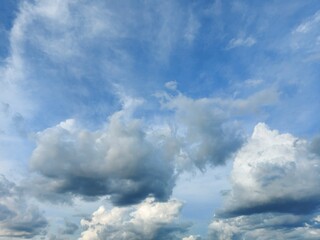 Photo view of morning sky and cirrus cloud