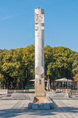 Obraz premium Marina di Carrara, Tuscany: Italian marble obelisk fountain in the central square.