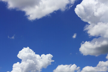 Obraz na płótnie Canvas blue sky with clouds for background
