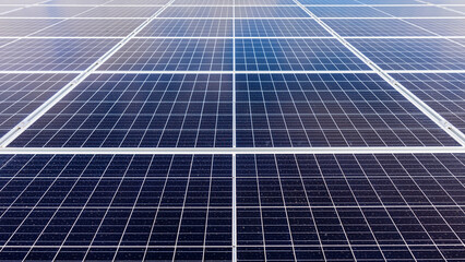 Obraz premium Solar photovoltaic modules installed in a power generation plant