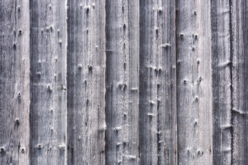 Alte verwitterte Holzbretter mit schöner Maserung als Hintergrund