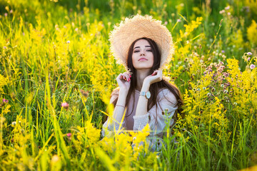 Fototapeta premium beautiful girl in hat