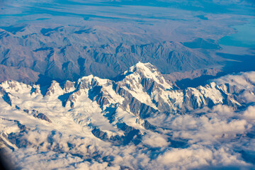 Fototapeta premium Aerial view of the summit of Mount Cook / Aoraki, New Zealand