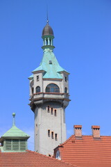 Latarnia morska w Sopocie, położona w pobliżu mola, wybudowana w 1903 roku jako komin zakładu...