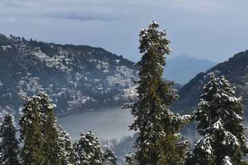 Beautiful view of nainital in snow fall