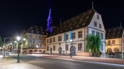 Fototapeta na wymiar The old Strasbourg at night