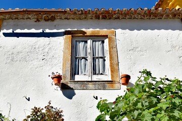 Old window 