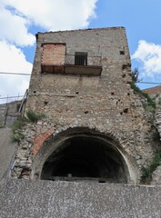 Calitri - Edificio fatiscente