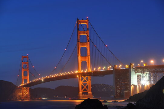 Night photo of golden gate bridge in san francisco - Powered by Adobe
