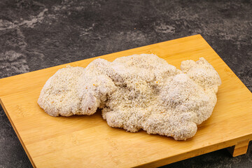 Raw meat schnitzel for roast