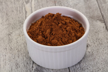 Cocoa powder in the bowl