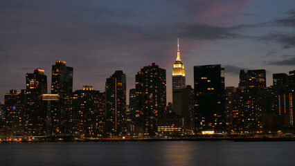 Fototapeta premium landscape of manhattan midtown at night time