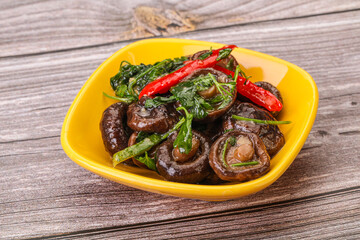 Marinated shiitake mushrooms with herbs
