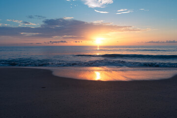 Fototapeta premium Beach Sunrise