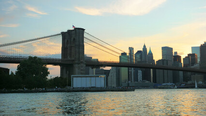 Fototapeta premium landscape of lower manhattan at sunset time 