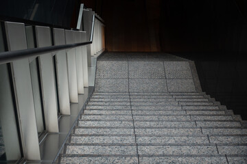 日本の駅で撮影した階段の写真