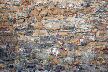 Stone wall with random tiled pattern