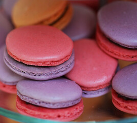 traditional french macarons