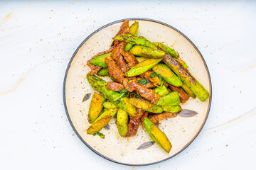 Black pepper asparagus beef dish