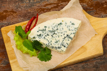 Blue cheese slice