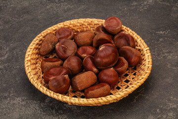 Chestnut heap in the bowl