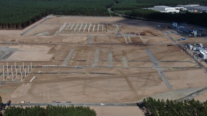 Obraz premium Baustelle der Tesla Gigafactory in Grünheide bei Berlin