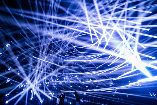 degital art of laser light texture in teamlab in Japan