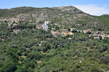 Fototapeta na wymiar Village de San Pietro di Tenda dans le Nebbio, Corse