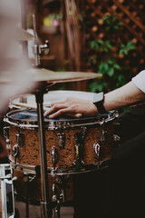 Fototapeta na wymiar hands playing drums