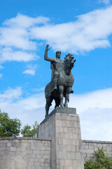 Fototapeta na wymiar Equestrian statue of King Vakhtang Gorgasali,Tbilisi, Georgia