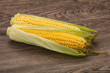 Vegan cuisine - Ripe sweet corn