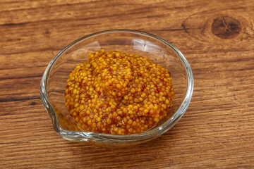 Dijon mustard sauce with seeds