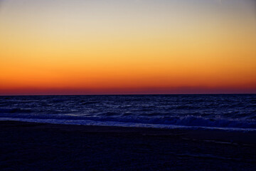 Obraz premium Beautiful sea in the early morning