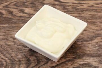 Sour cream in the bowl