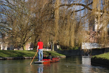 Fototapeta na wymiar Punting, River Cam, Cambridge, England