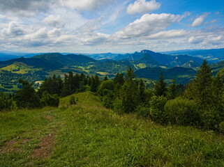 Fototapeta na wymiar View from Mount Wysoki Wierch on the Three Crowns. Pieniny National Park. Polish-Slovakian border