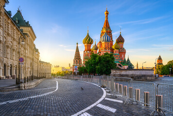 Saint Basil's Cathedral and Red Square in Moscow, Russia. Architecture and landmarks of Moscow. Sunrise cityscape of Moscow - obrazy, fototapety, plakaty