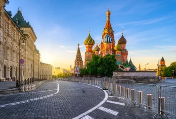 Keuken foto achterwand Moskou Sint-Basiliuskathedraal en het Rode Plein in Moskou, Rusland. Architectuur en bezienswaardigheden van Moskou. Zonsopgang stadsgezicht van Moskou