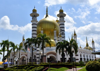 Fototapeta na wymiar View of the Ubudiah Royal Mosque in Kuala Kangsar, Malaysia