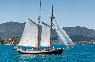 Fototapeta na wymiar Sailing Ship in Bay of Islands, New Zealand