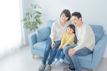 アジア人　家族　ポートレート