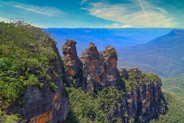 Three Sisters at Blue Mountains National Park in NSW Australia 