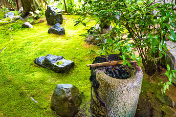 京都、桂春院の庭園
