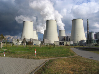 Fototapeta na wymiar Braunkohlekraftwerk Jaenschwalde, Brandenburg, Deutschland, Europa