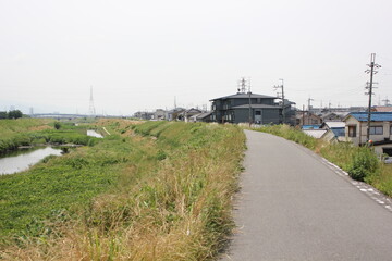 河川敷、River