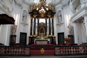 Der Dom zu Fulda und teilweise die St. Michael Kirche, Fulda, Hessen, Deutschland, Europa